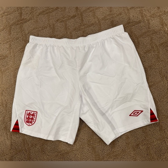 Umbro England Soccer Football Shorts - Picture 1 of 4